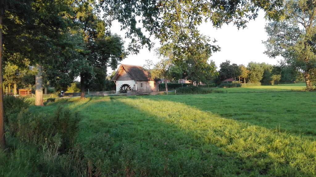 B&B De Grote Plaats Хогстратен Экстерьер фото